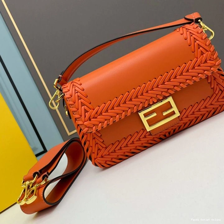 Bag Orange In Medium Leather Fendi Stitching Baguette 0711